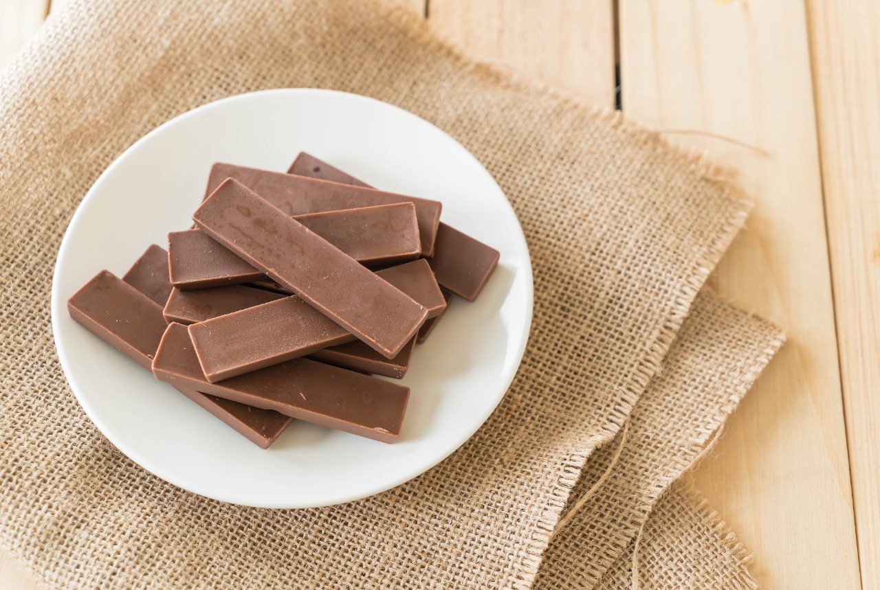 Bеgіnі Cаrа Mеlеlеhkаn Cоkеlаt Agаr Tаmраk Lеbіh Mengkilap